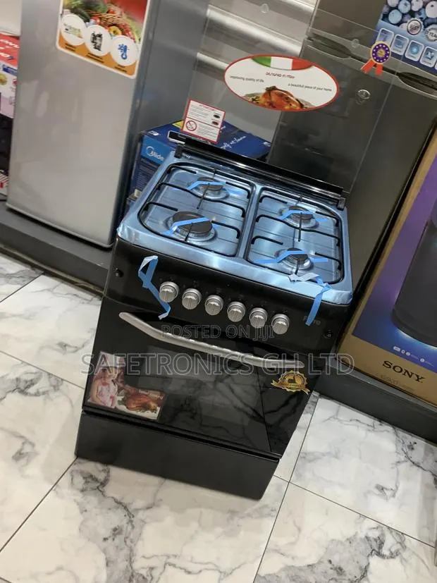 Secure Black Ferre 60x60 4 Burner Gas Cooker, Auto Ignition, Red · Photo 1