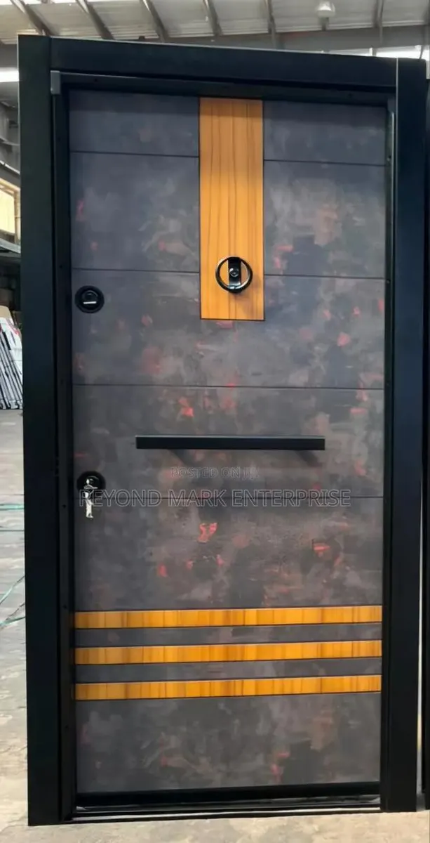 Stone Design Security Door · Photo 1