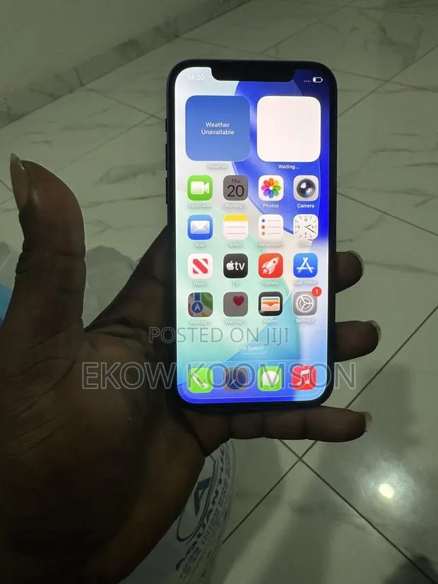 Apple iPhone 12 64 GB Blue · Photo 1