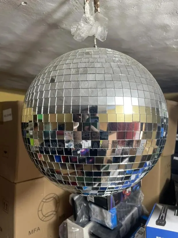 Disco Mirror Ball 30x30x30 · Photo 1