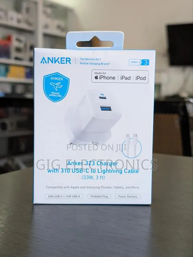 Anker 323, 33W Wall Charger + USB-C to Lighting Cable 3ft · Photo 1