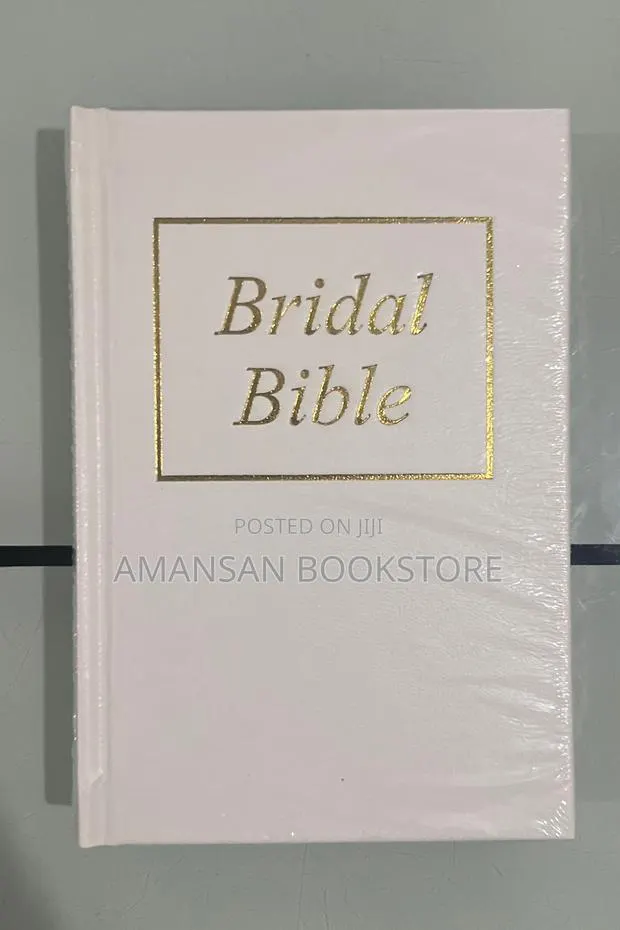 White Bridal Bible NIV · Photo 1