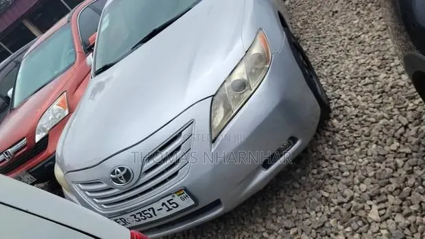 Toyota Camry 2010 Gray