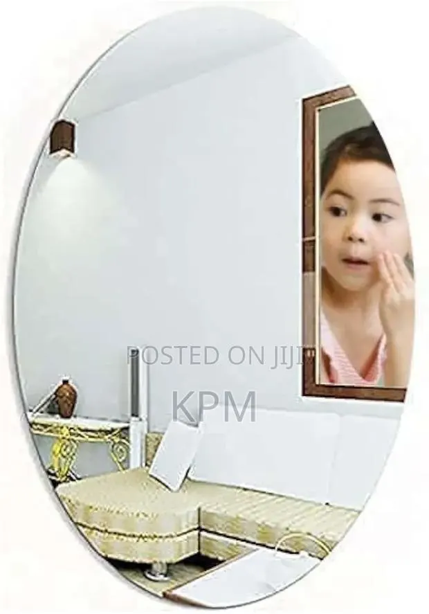 Egg Shaped Sticker Clear Plain Mirror · Photo 1