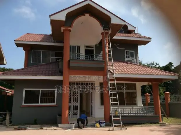 4bdrm House in Seekers Realty, Labone SHS Area for rent · Photo 1