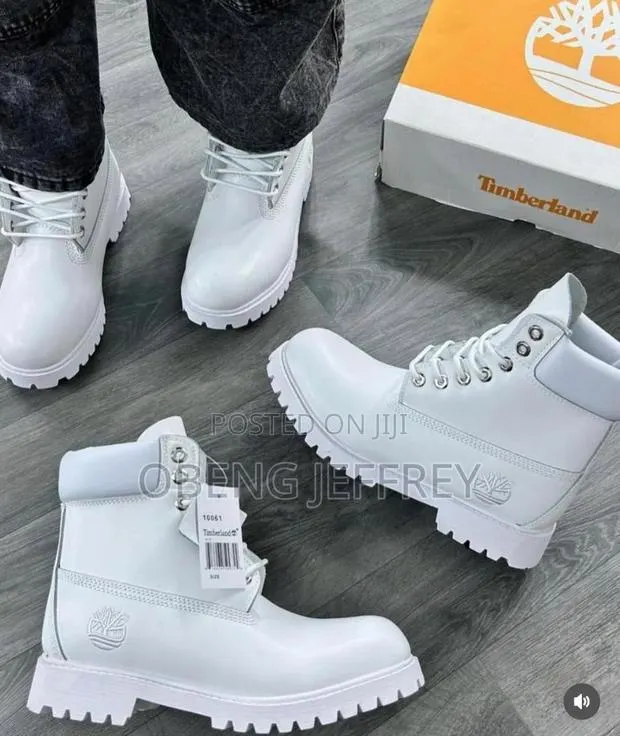 Original Timberland All White Waterproof Boots · Photo 1