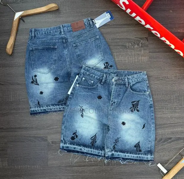 Stock Jean Shorts (Sizes 32 , 33, 34, 36 , 38) · Photo 1