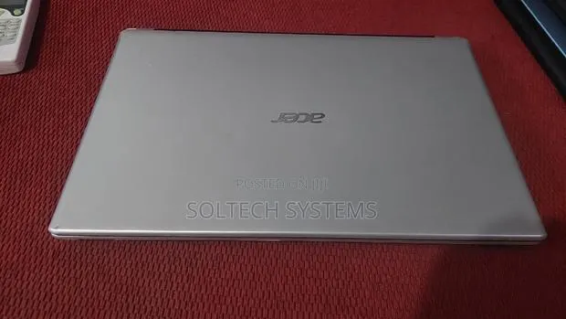 Laptop Acer Aspire V5-531g 8GB Intel Core I7 HDD 500GB · Photo 1