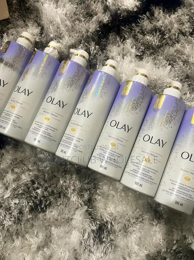 Olay Retinol Body Wash · Photo 2