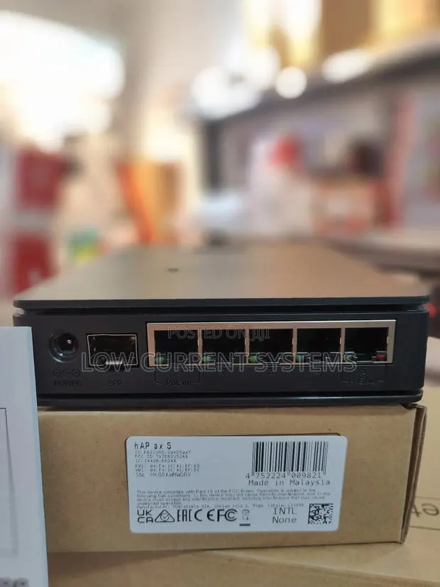 Mikrotik Router Board Wifi 6 Ax2400 for Hotspot Billing System 512gb · Photo 1