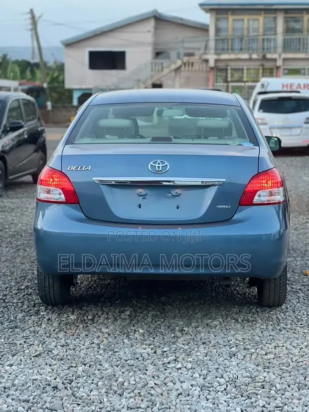 Toyota Belta 2012 Blue · Photo 1
