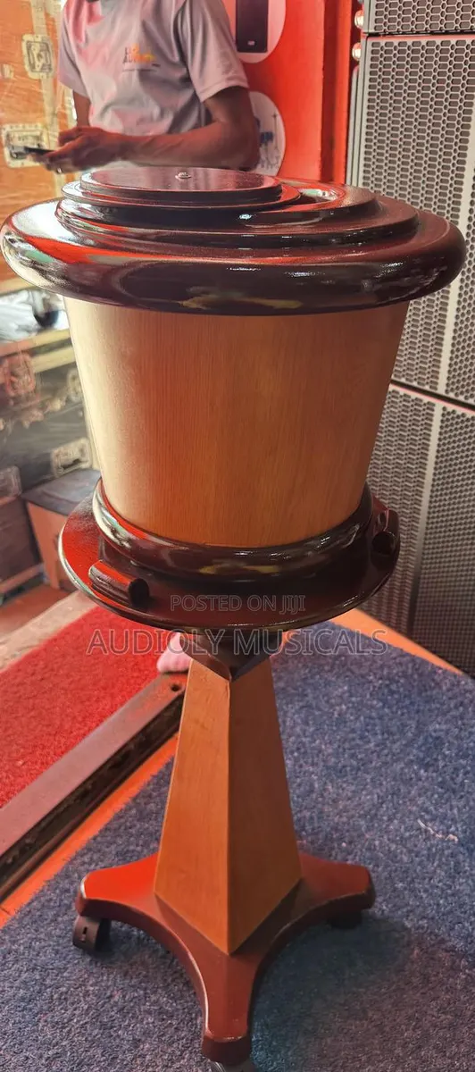 Wooden Offering Bowl Brown · Photo 1