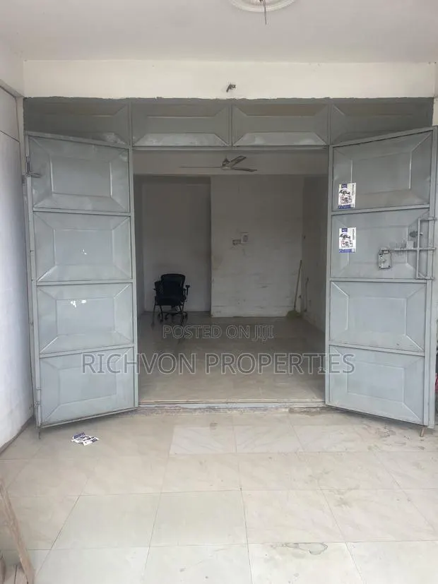 A Single Shop for Rent at Spintex Kotobabi · Photo 1