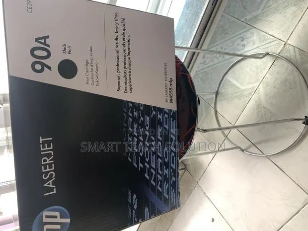 Hp 90a Toner · Photo 1