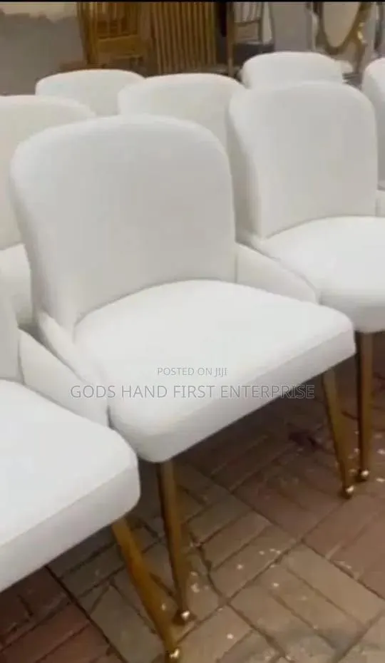 Luxury Chair for Rent · Photo 2