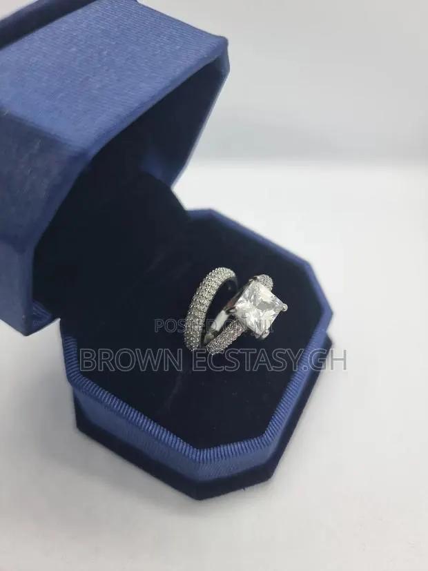 Wedding Rings, Two Piece · Photo 1