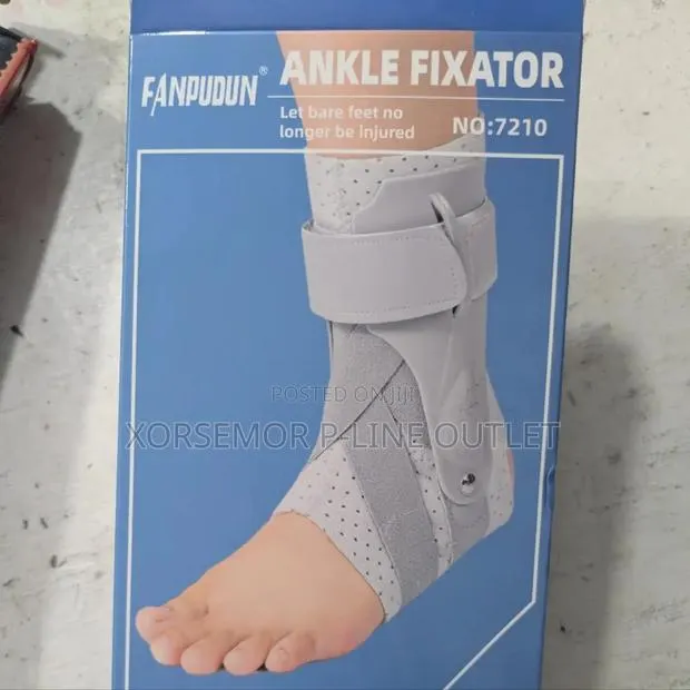 Ankle Fixator Brace · Photo 1