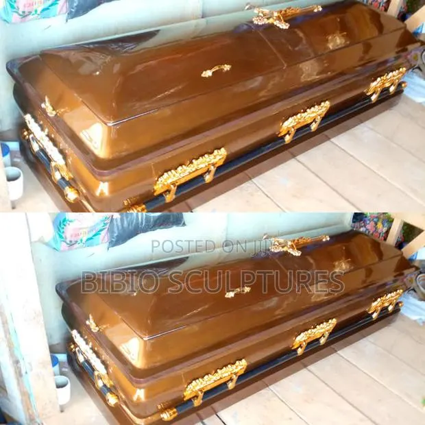 Royal Brown Casket · Photo 1