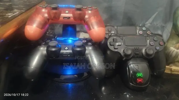 Playstation 4 Pad Charging Dock · Photo 1