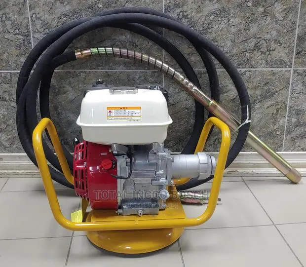 Honda Concrete Vibrator Honda +Poker Vibrator 7hp (4stroke) + 8mm Rode · Photo 1