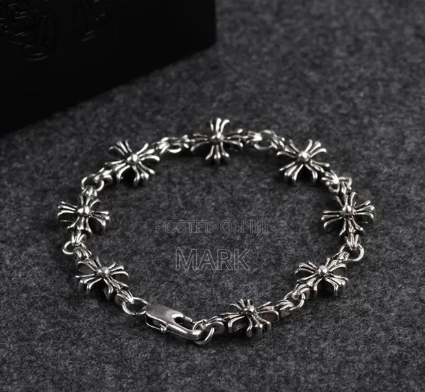 Chrome Hearts Clover Bracelet · Photo 1