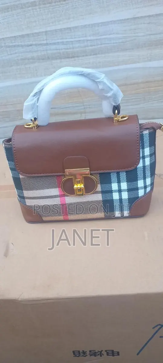 Mini Bag for All Occasions · Photo 1