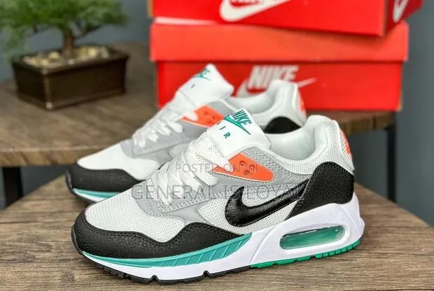 Sport, Gym, Jogging, Party Sneaker · Photo 1
