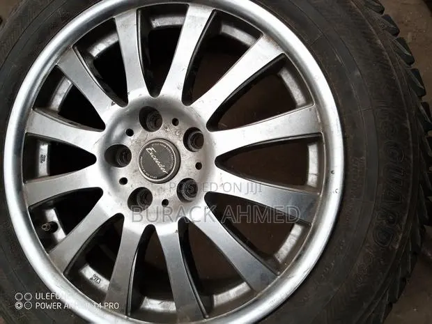Mercedes Benz Rim · Photo 1
