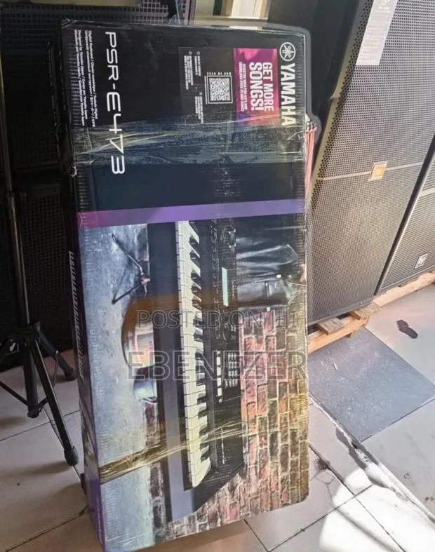Yamaha PSR- E473 Keyboard · Photo 1