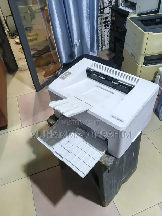 HP Laserjet Pro M102a · Photo 1