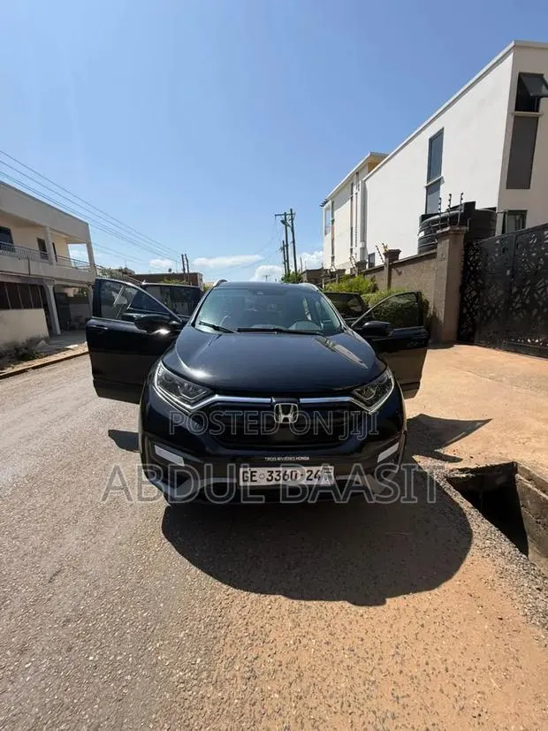 Honda CR-V Touring 2021 Black · Photo 1