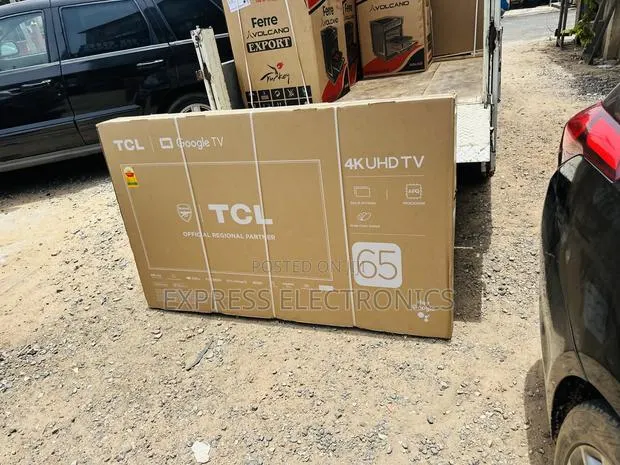 TCL 65”uhd Smart TCL TV · Photo 1