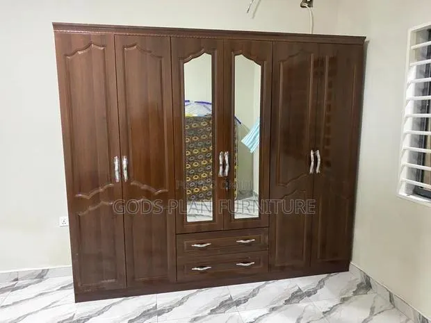 6 Doors Wooden Wardrobe 7.8 · Photo 1
