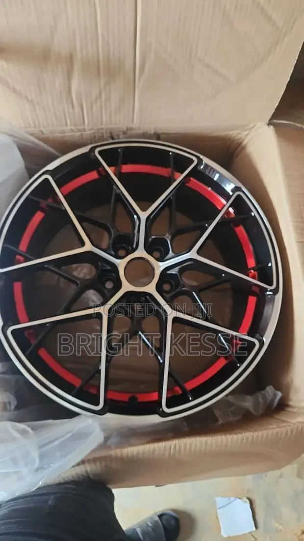 Alloy Rim 18 · Photo 1