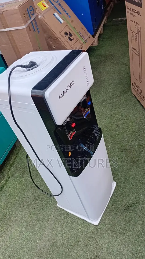 Maxmo Hot & Cold Water Dispenser · Photo 1