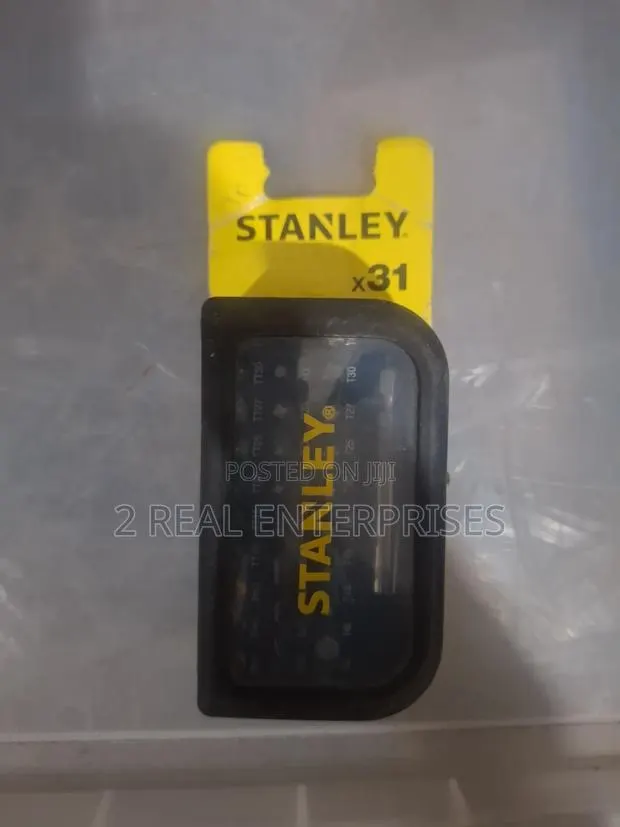 Stanley 31-Piece Screwdriver Bit Set With Magnetic Bit Holder · Photo 1