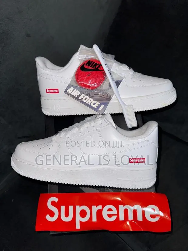 Supreme Af1 Low White · Photo 1