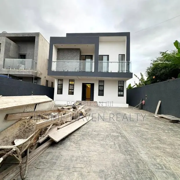 4bdrm House in Ashaley Botwe, Little Roses Area for sale · Photo 1