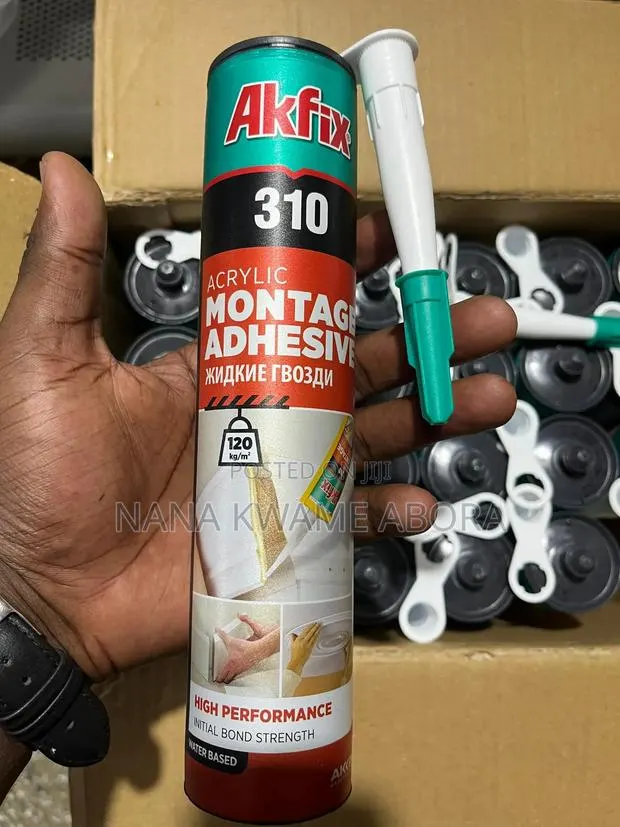 Adhesive Strong Glue for Wall Panels and Wood · Photo 1