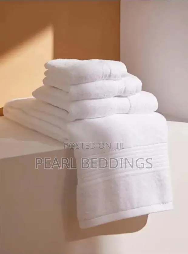Premium 5star Hotel Quality Luxurious White Towels Available · Photo 1
