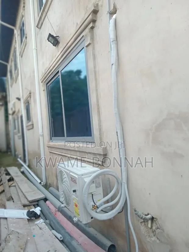 Air Conditioning Specialist · Photo 1
