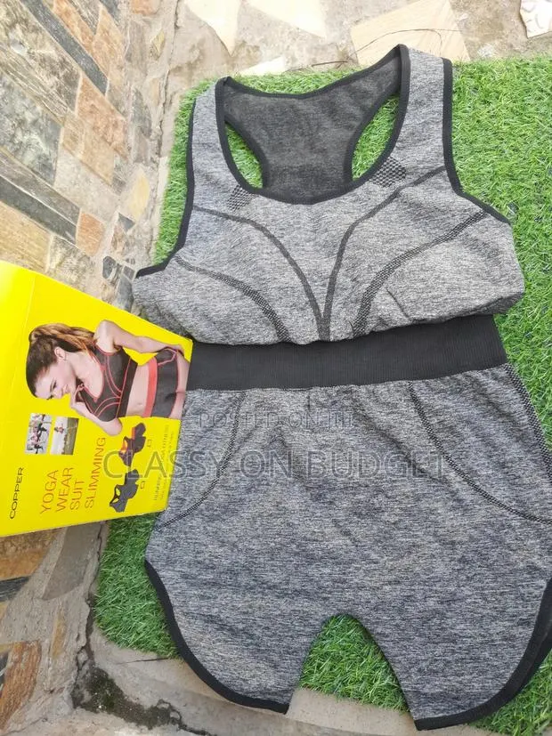 Slimming Yoga/Fitness Suit- Training Wear - Gym/ Workout · Photo 1