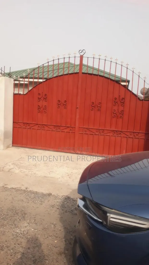4bdrm House in Stadium Area for rent · Photo 1