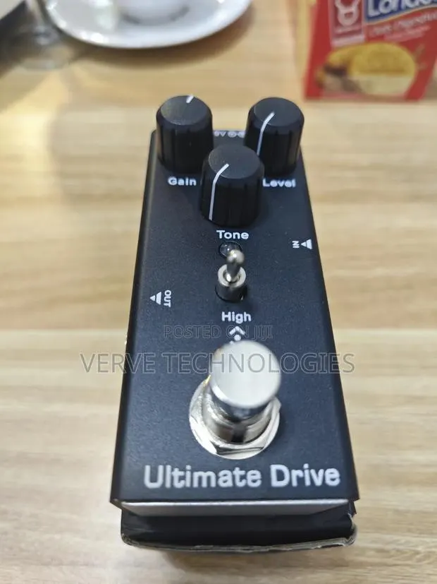 Guitar Distortion Effect Pedal (Ultimate Drive) · Photo 1