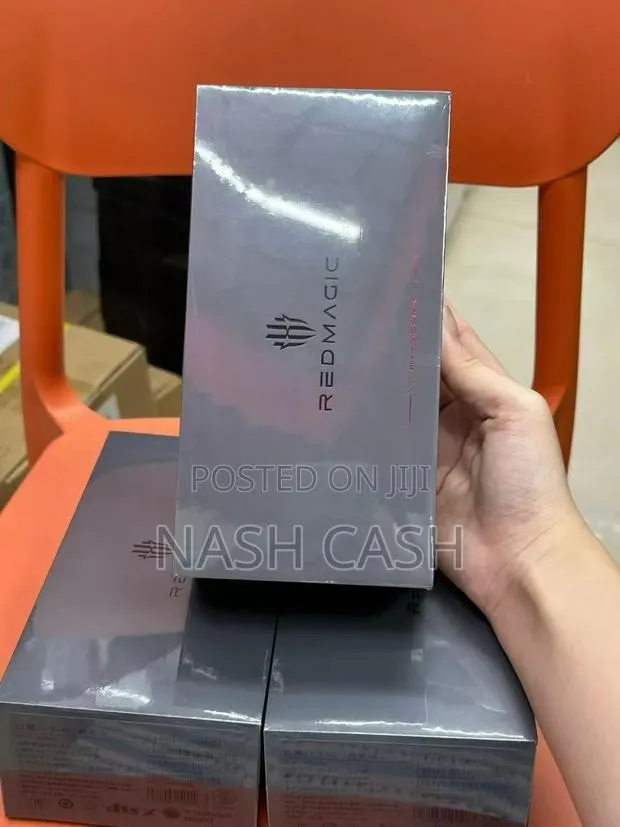 New Realme 11 Pro+ 512 GB White · Photo 1