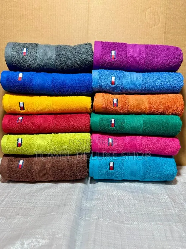 Branded Tommy Hilfiger Bath Towels · Photo 1