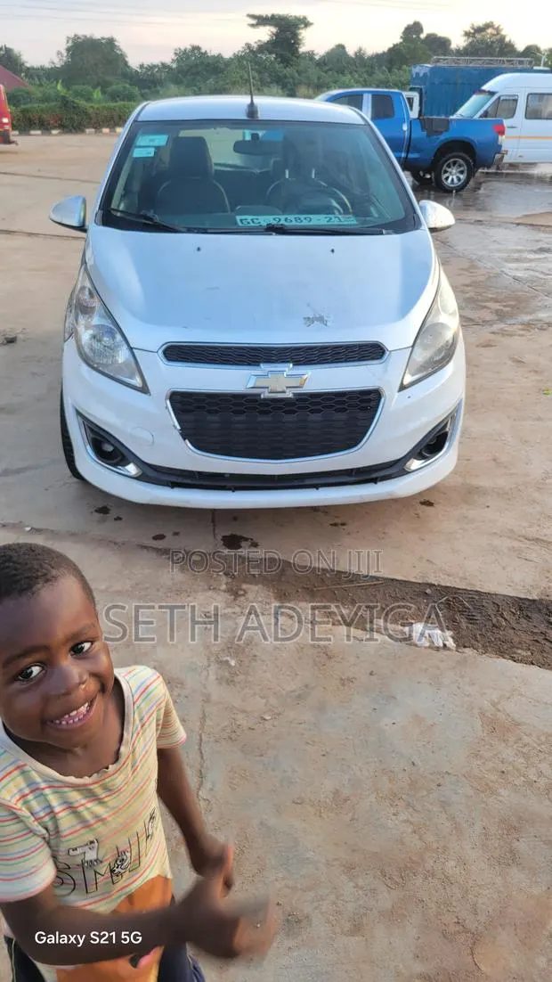 Chevrolet Spark 2014 Gray · Photo 1