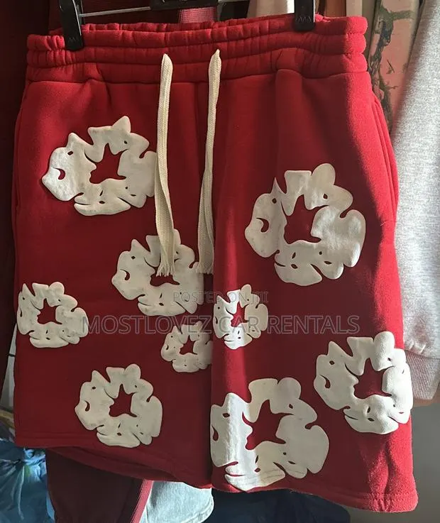 Flower Short Pants for Sale · Photo 1