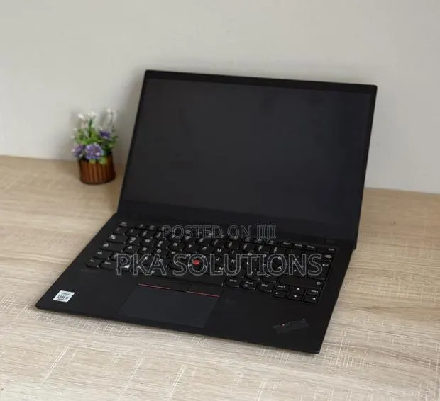 Laptop Lenovo ThinkPad X1 Carbon 16GB Intel Core I5 SSD 512GB · Photo 1
