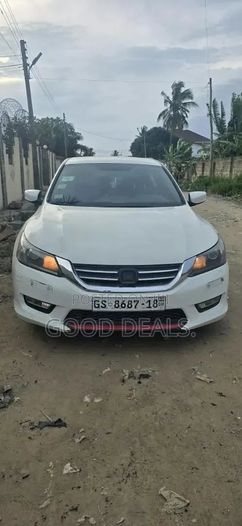 Honda Accord Sport 4dr Sedan FWD (2.4L 4cyl 2A) 2016 White · Photo 1